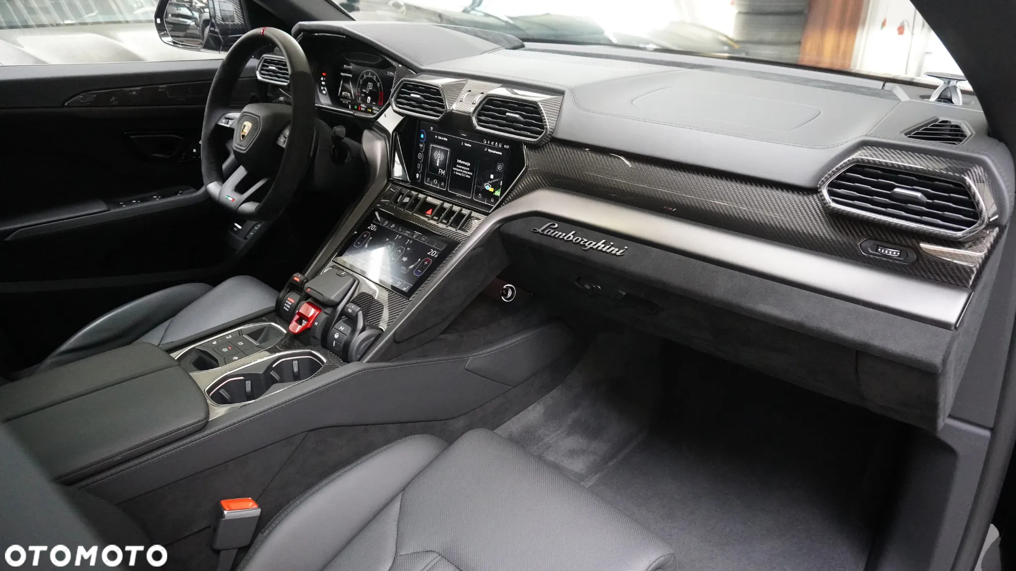 Lamborghini Urus - 9