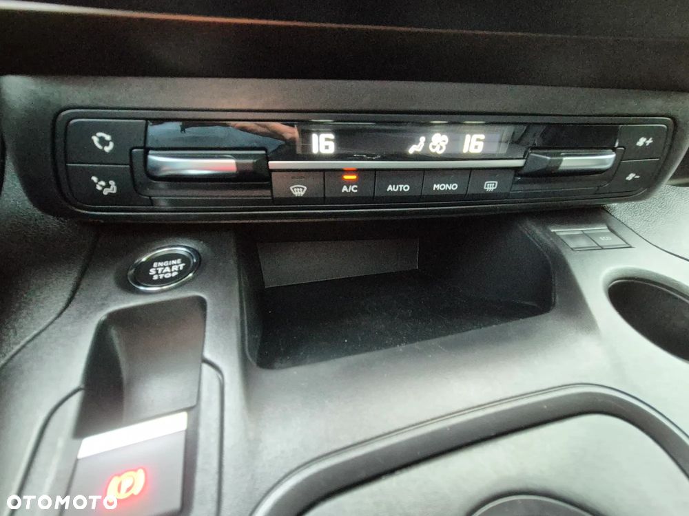 Peugeot Rifter PureTech 130 L1 EAT8 GT - 21