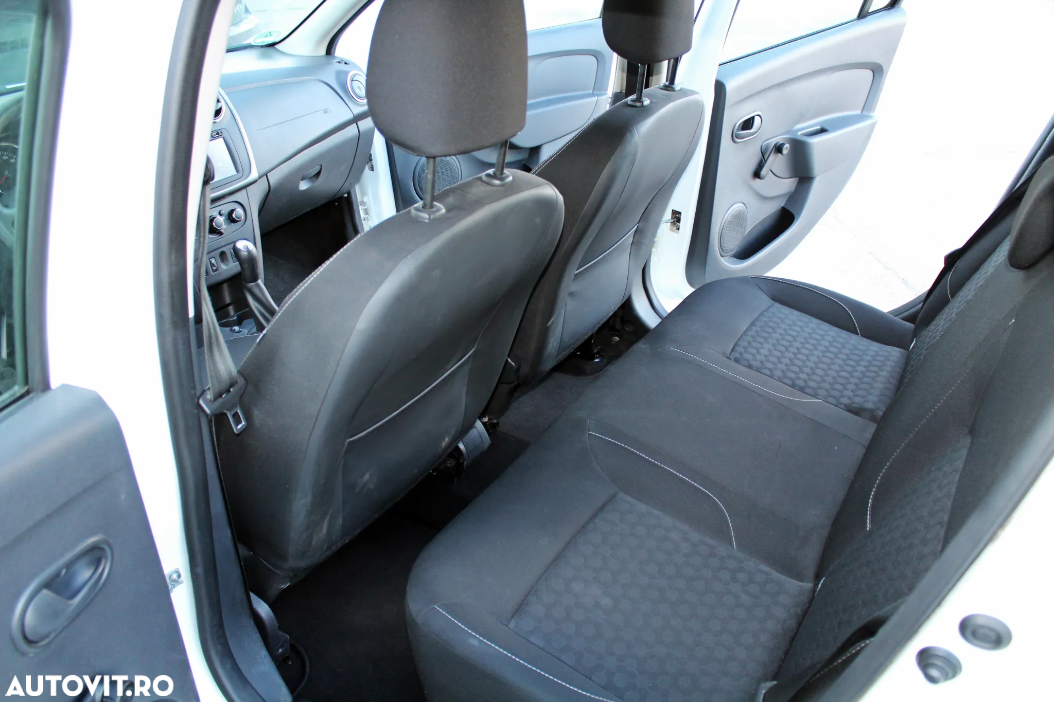 Dacia Logan MCV 0.9 TCe GPL SL PLUS - 10