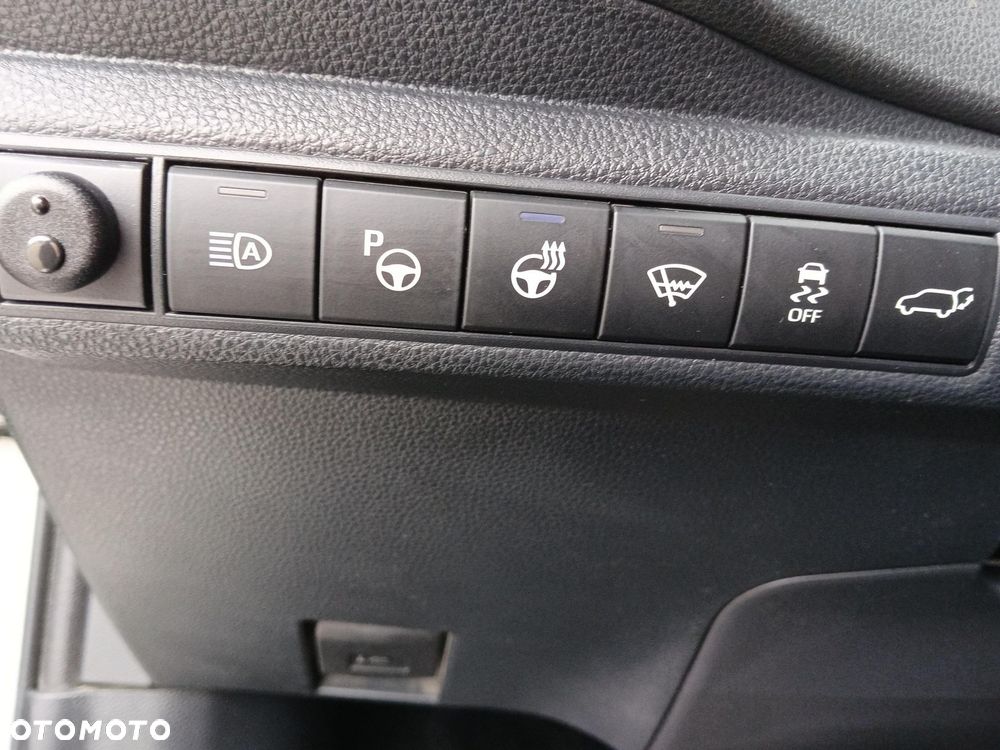 Toyota Corolla - 16
