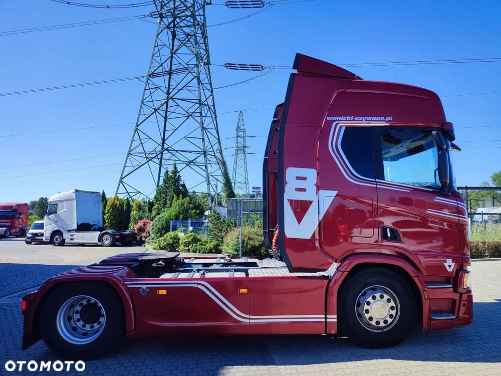 Scania R530 / STANDARD / V8 - 10