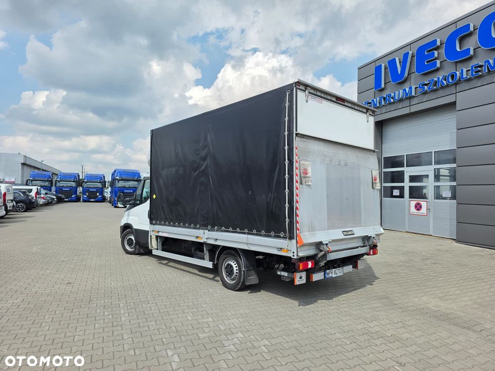 Iveco 35S18 Plandeka z Winda 8EP 4200X2200X2200 +Krajowy Super Stan Ledy Nawigacja Firanka ! - 4