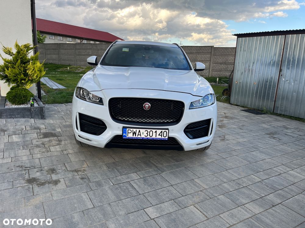 Jaguar F-Pace 20d AWD R-Sport - 19