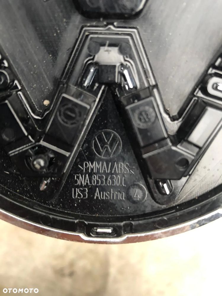 EMBLEMAT VOLKSWAGEN KLAPA TYŁ 5NA853630C - 2