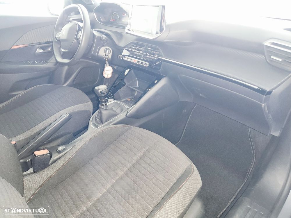 Peugeot 2008 - 26