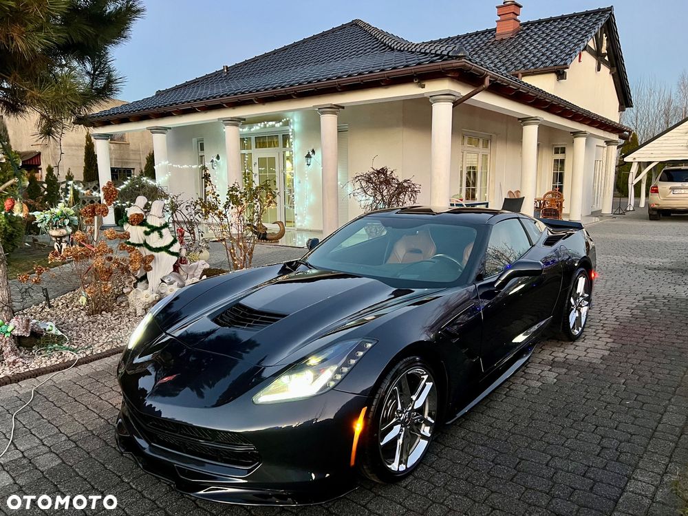 Chevrolet Corvette - 1