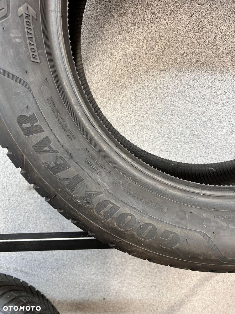 2 opony całoroczne Goodyear 215/60/17 100V Vector 4-Seasons GEN-3 SUV - 5