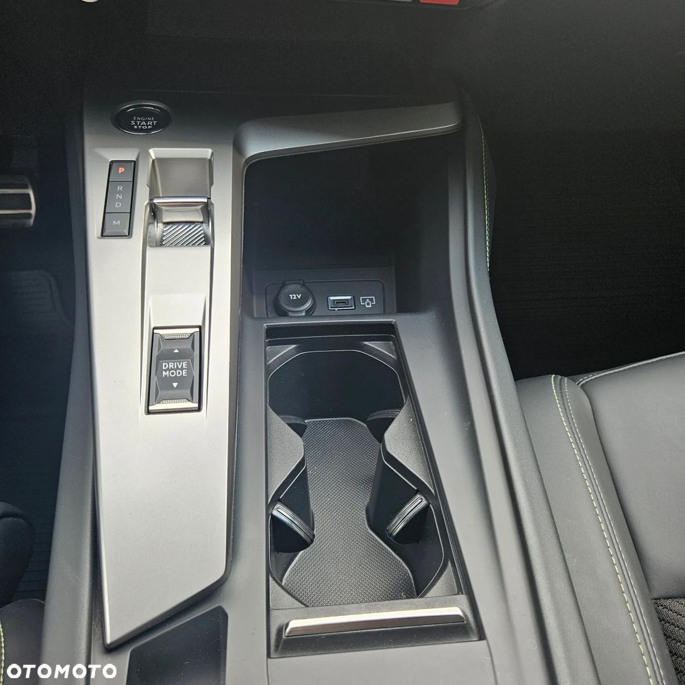 Peugeot 308 1.2 PureTech GT S&S EAT8 - 20