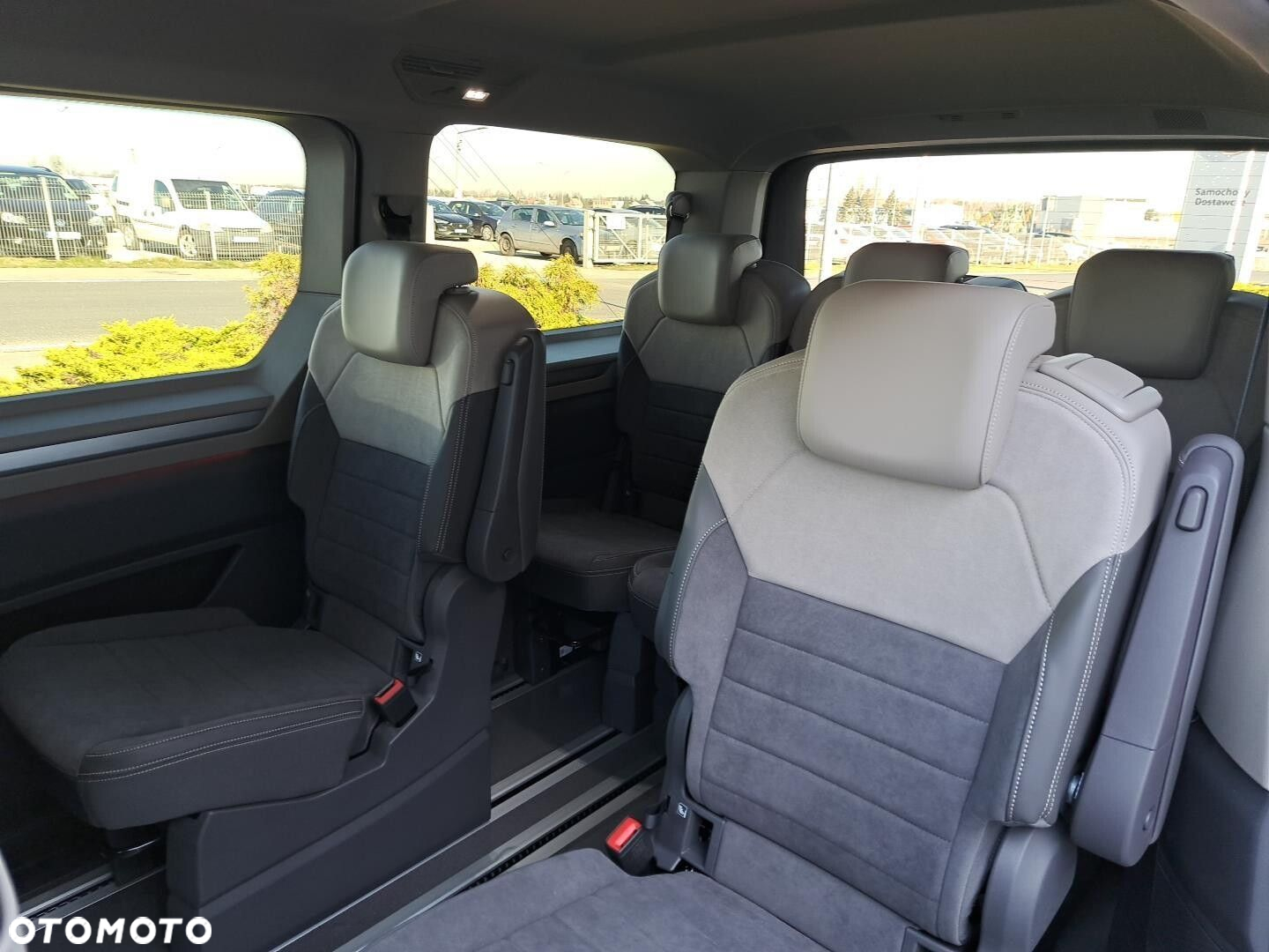 Volkswagen multivan "EDITION" L2; 2,0TSI OPF, 150kW/204KM 7-bieg. DSG r.o: 3124 mm - 26