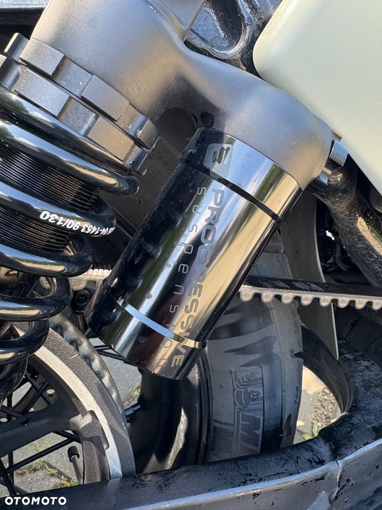 Harley-Davidson Sportster Forty-Eight - 11