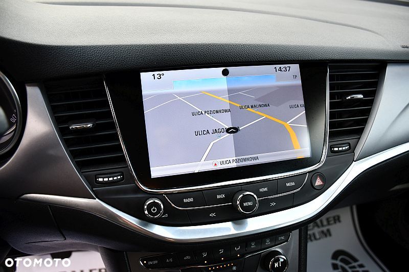 Opel Astra 1.4 Turbo Innovation - 14