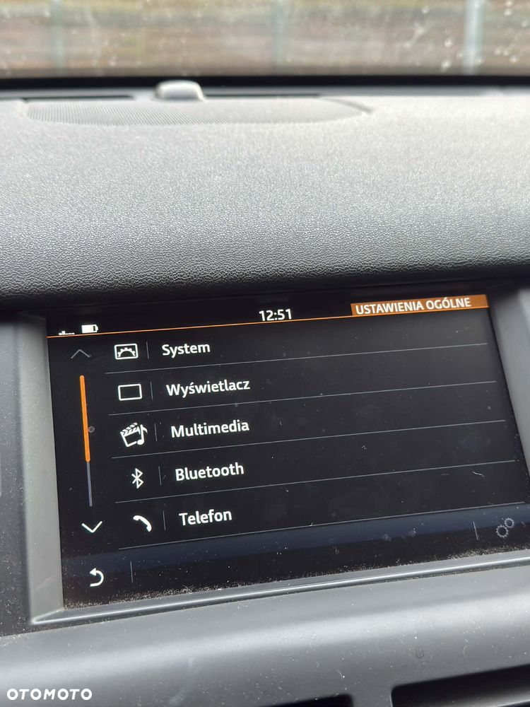 Land Rover Discovery Sport 2.0 TD4 Pure - 13