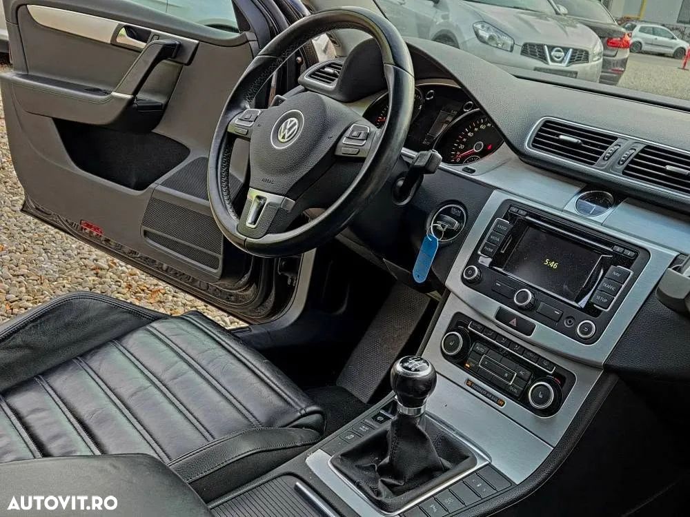 Volkswagen Passat Variant 2.0 TSI Business Edition - 6