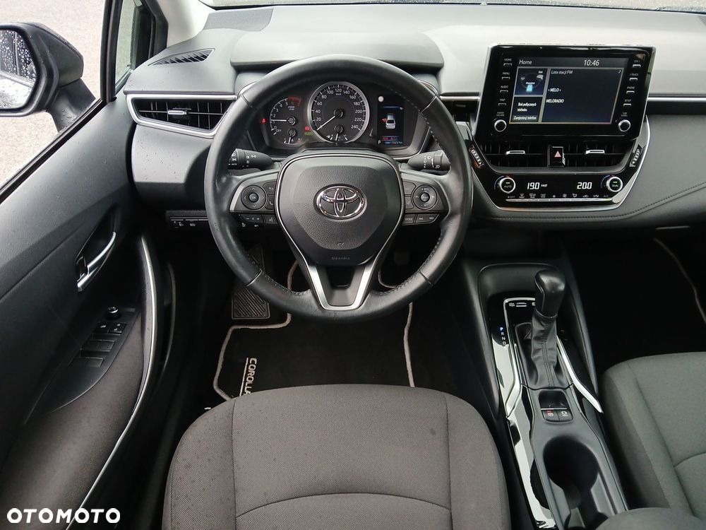 Toyota Corolla 1.8 Hybrid Comfort - 23