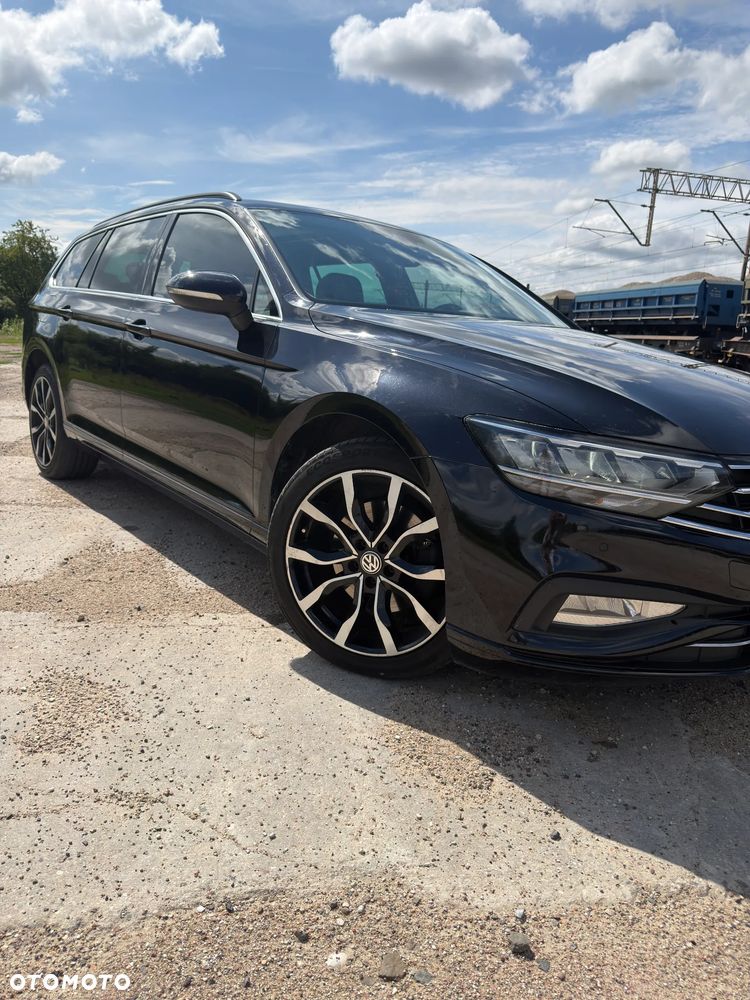 Volkswagen Passat 2.0 TDI SCR DSG - 4