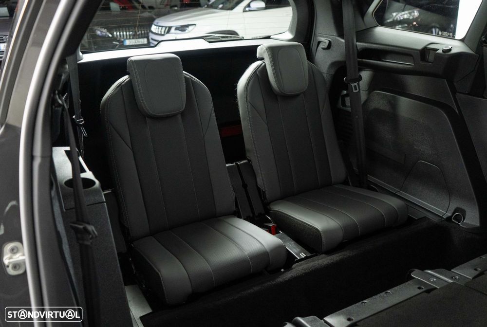 Peugeot 5008 1.2 PureTech Allure EAT8 - 11