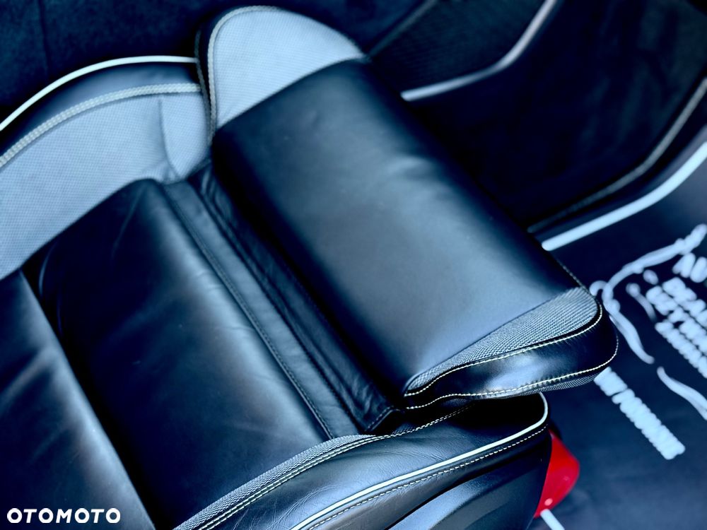 Volvo XC 60 D4 Geartronic RDesign - 32