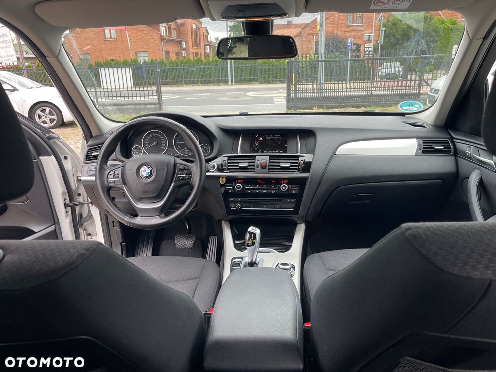 BMW X3 sDrive18d Advantage - 13