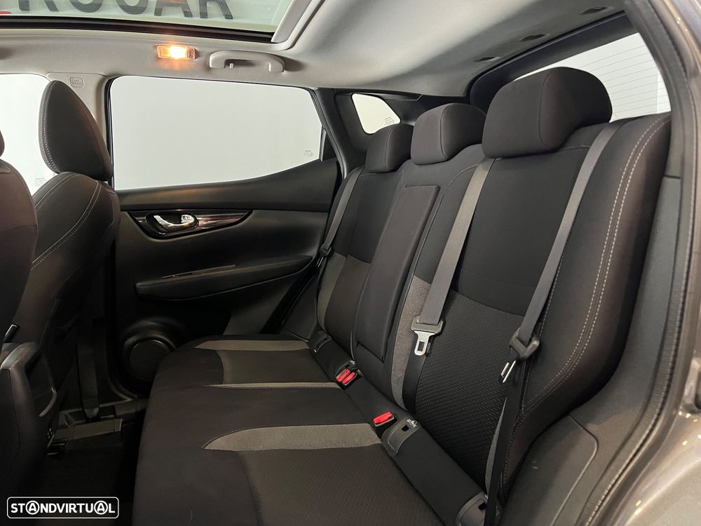 Nissan Qashqai 1.5 dCi DCT N-CONNECTA - 19