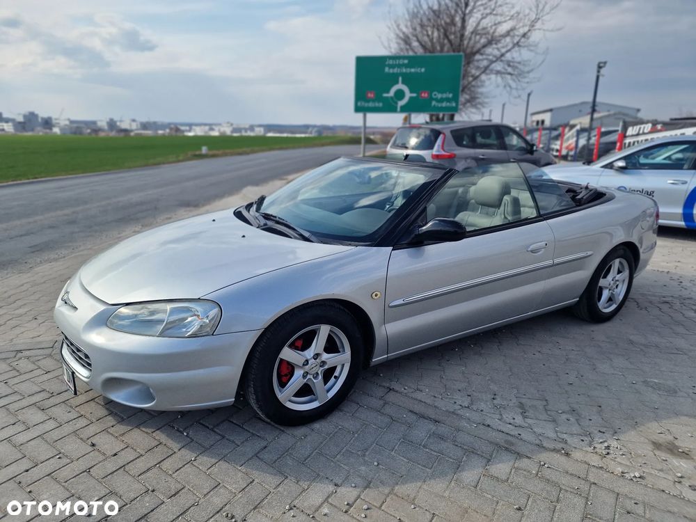 Chrysler Stratus - 3