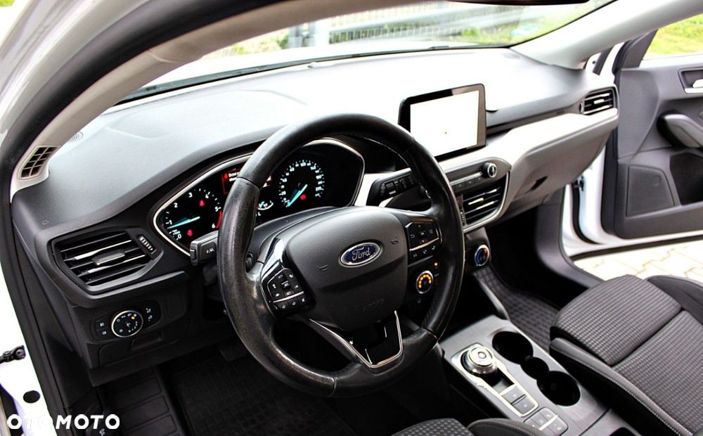 Ford Focus - 9