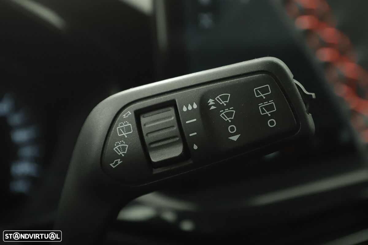 Ford Focus SW 1.0 EcoBoost MHEV ST-Line - 18