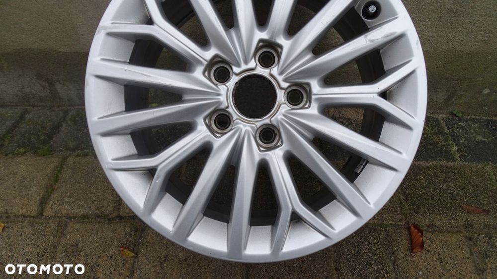 AUDI A3 8V0 7Jx16H2 ET48 5x112 - felga - 3