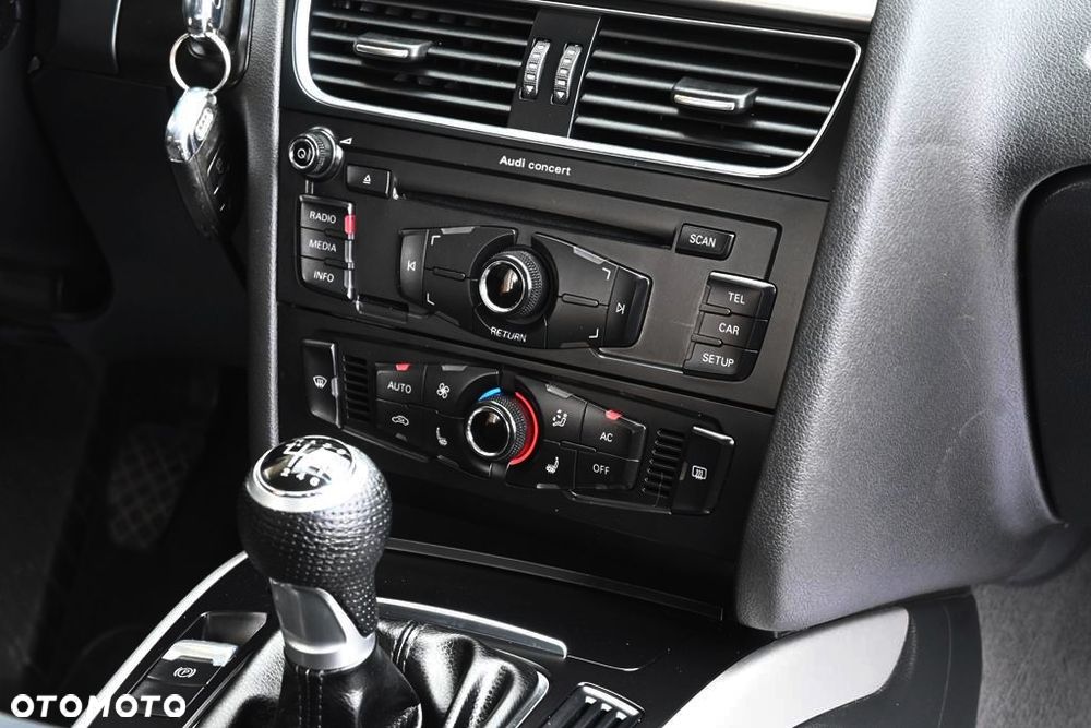Audi A4 Limousine - 35
