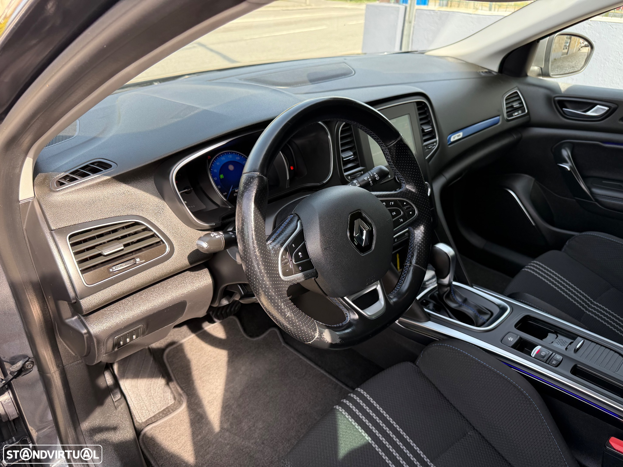 Renault Mégane Sport Tourer 1.5 dCi GT Line EDC - 20