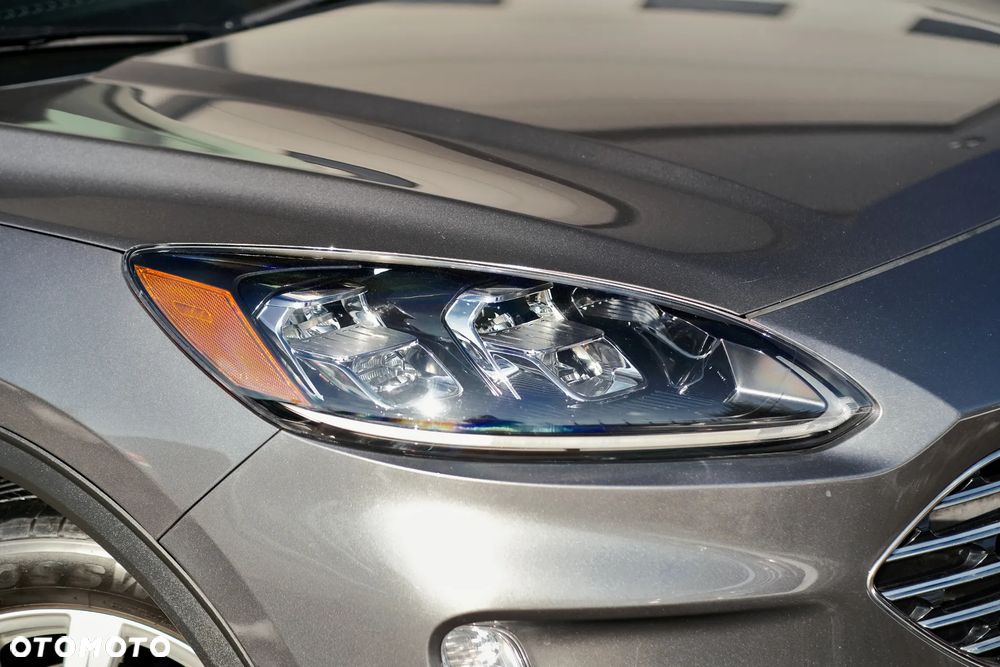Ford Kuga 2.5 FHEV AWD Titanium - 6