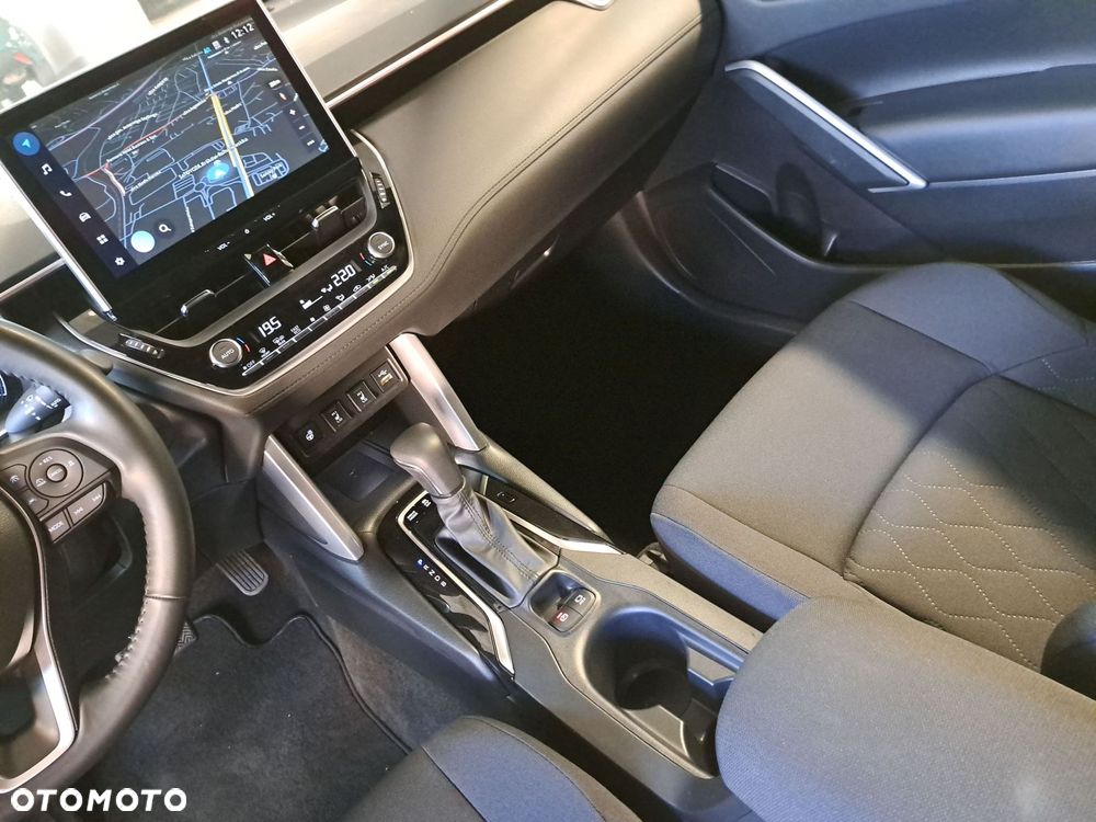 Toyota Corolla Cross 2.0 Hybrid Style - 29