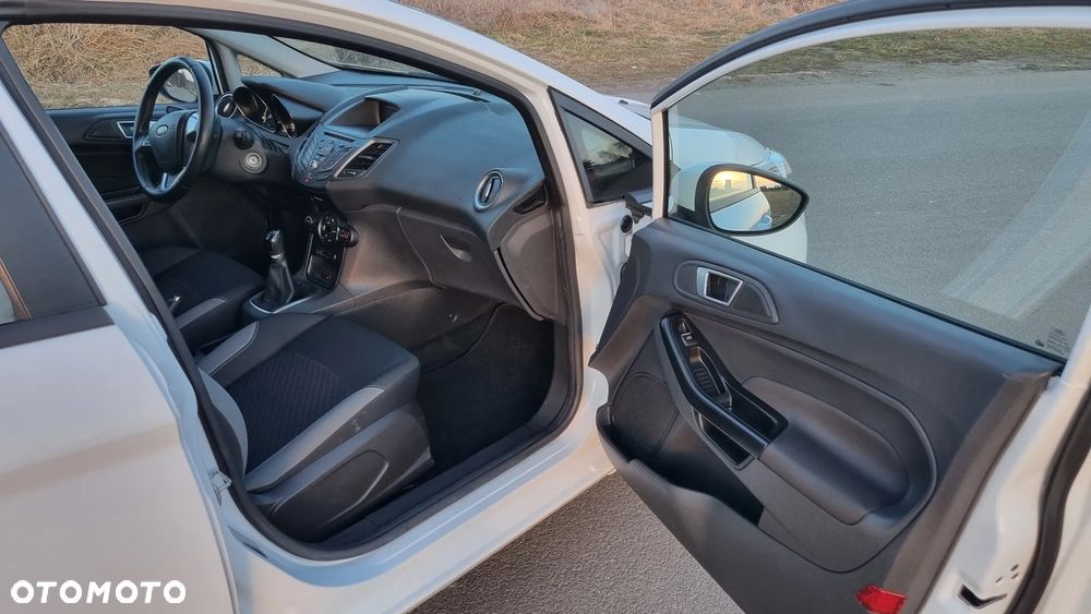 Ford Fiesta - 11