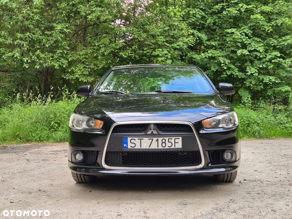 Mitsubishi Lancer 1.5 Invite - 2