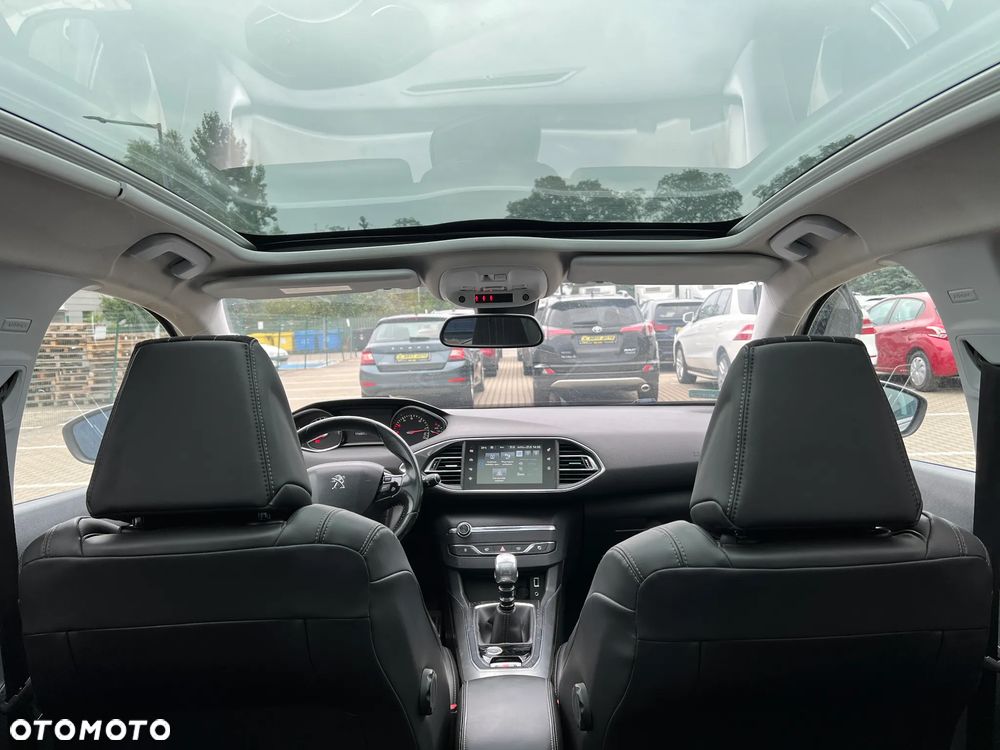 Peugeot 308 - 11