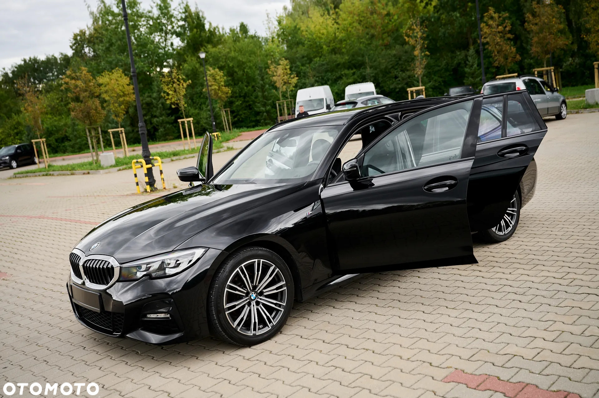 BMW Seria 3 320d M Sport sport - 21
