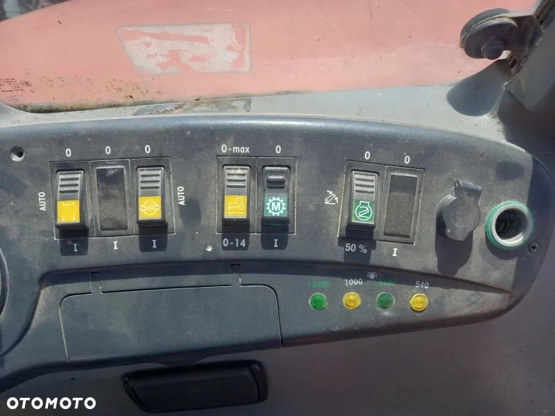 Kabina szyba drzwi dach części Steyr CVT150 Case CVX - 11