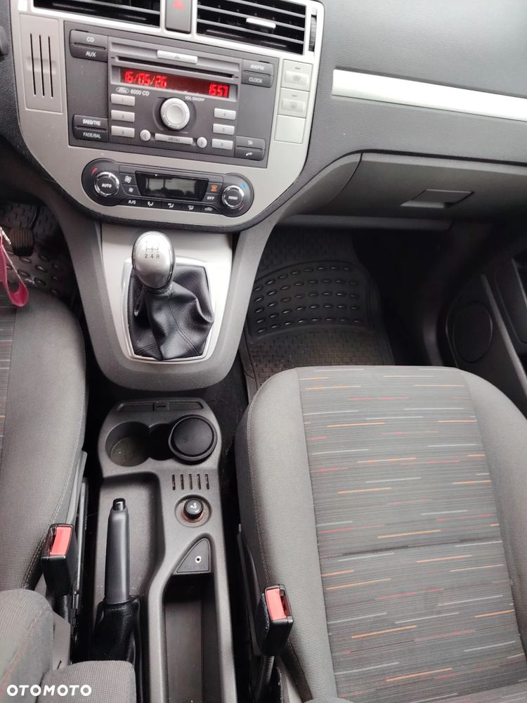 Ford Focus C-Max - 12