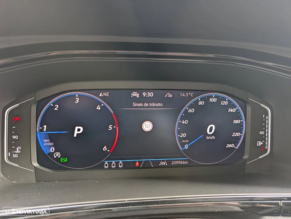 VW T-Roc 2.0 TDI R-Line DSG - 16