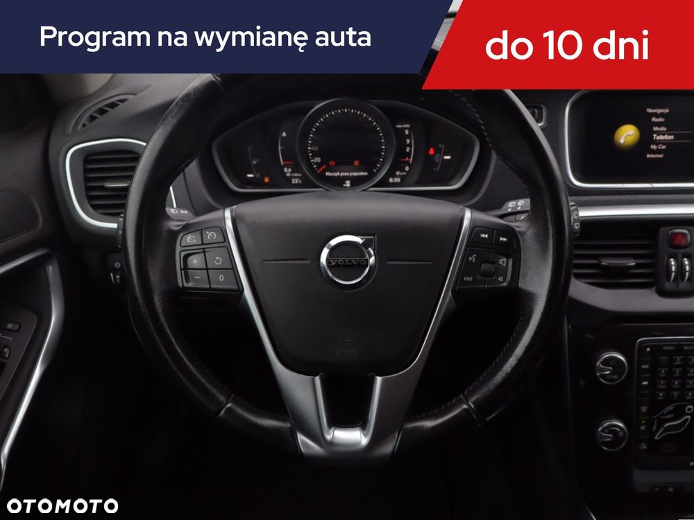 Volvo V40 - 18