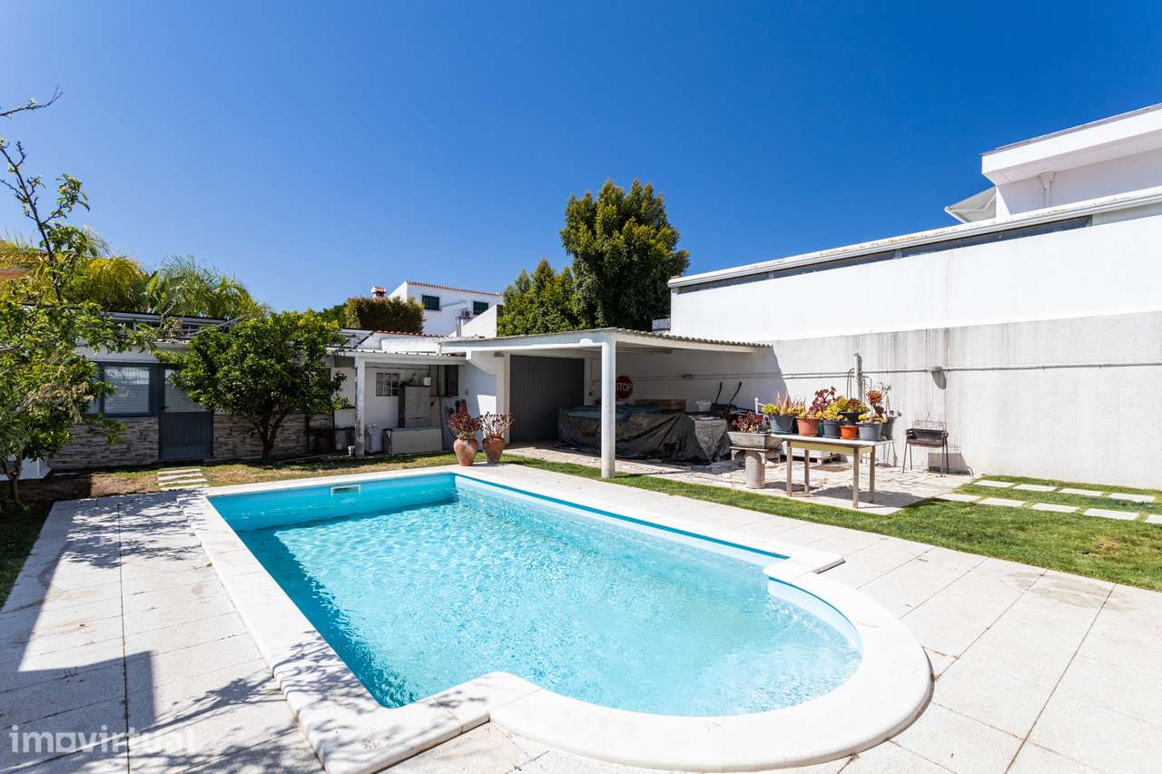 Moradia Geminada Remodelada com Piscina na Marisol, a 10 Minutos da Pr - Grande imagem: 3/57