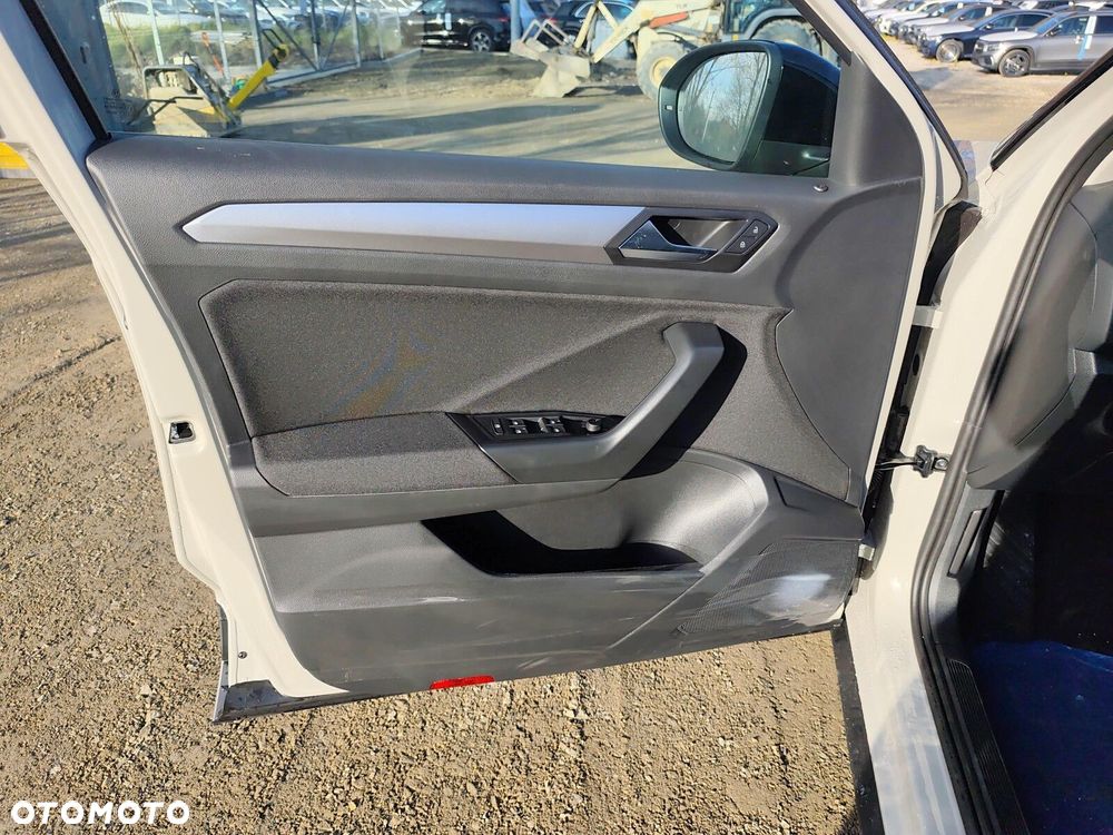 Volkswagen T-Roc 1.5 TSI Life Plus DSG - 10