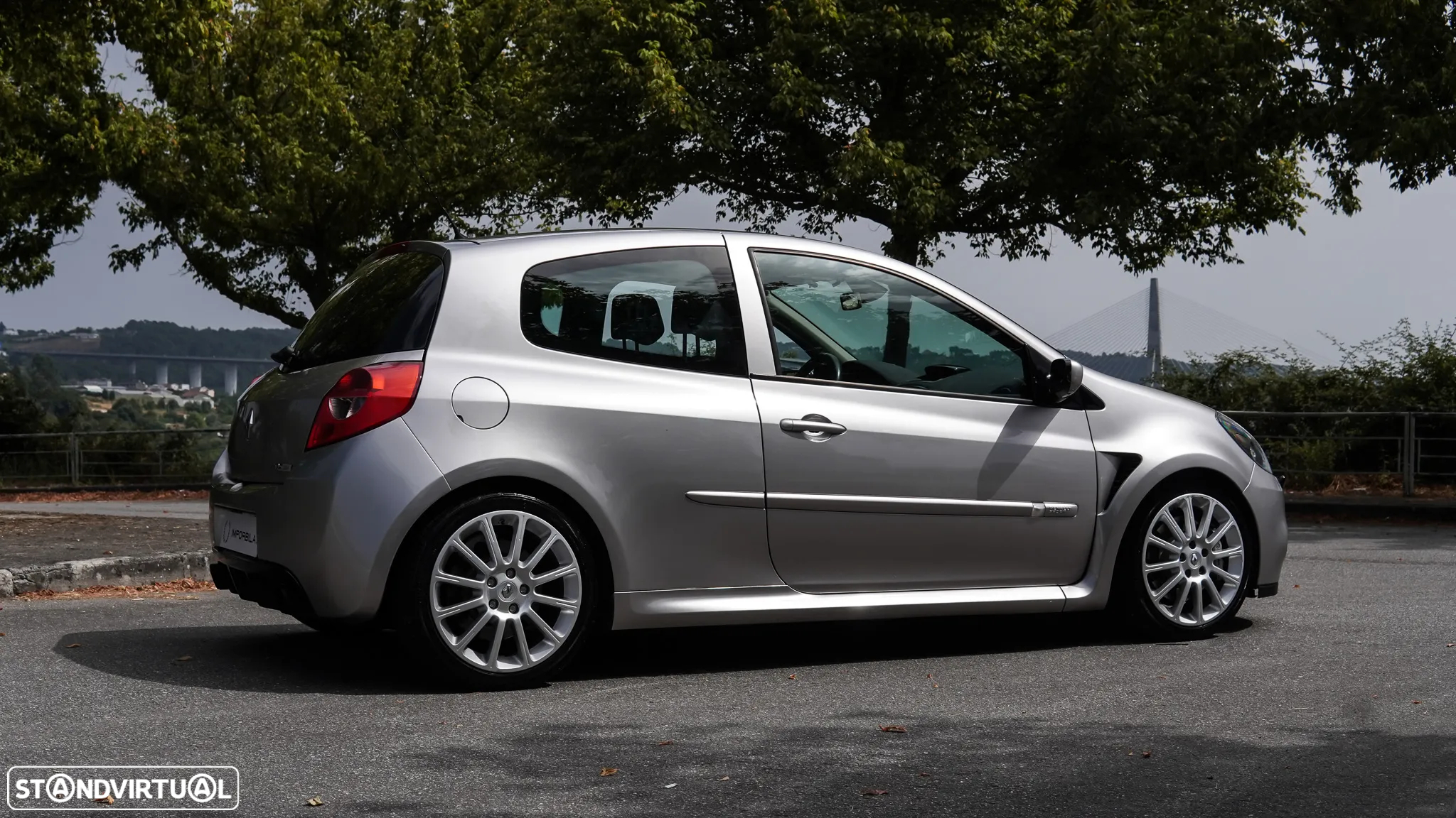 Renault Clio 2.0 16V Sport - 32