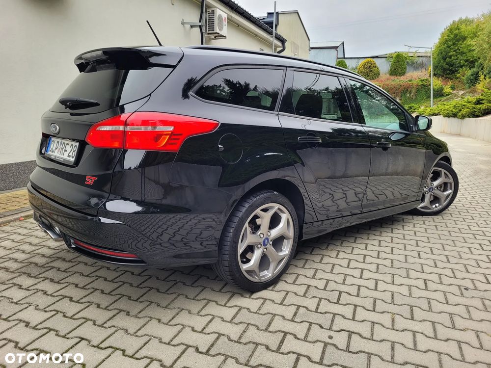 Ford Focus 2.0 TDCi ST mit Leder-Sport-Paket - 6