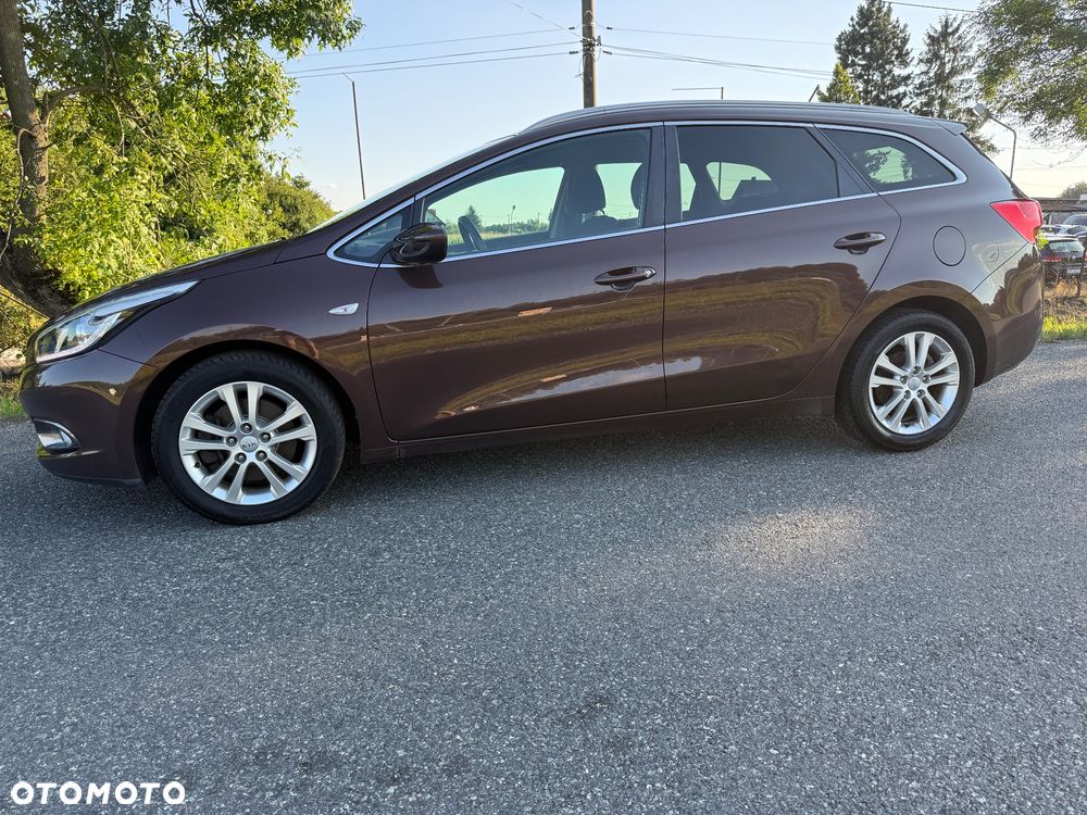Kia Ceed 1.6 GDI Platinum Edition - 6