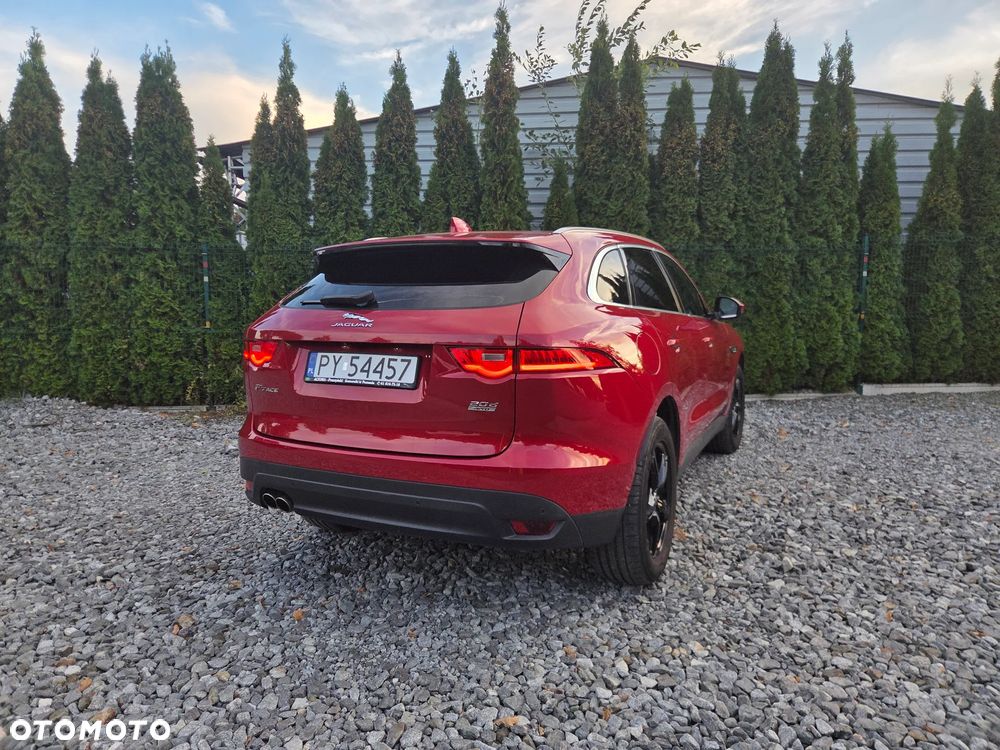 Jaguar F-Pace - 14
