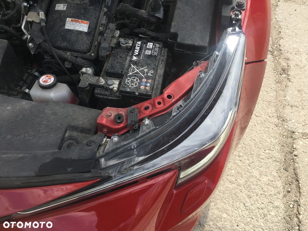 Toyota Corolla 1.8 Hybrid GR Sport - 8