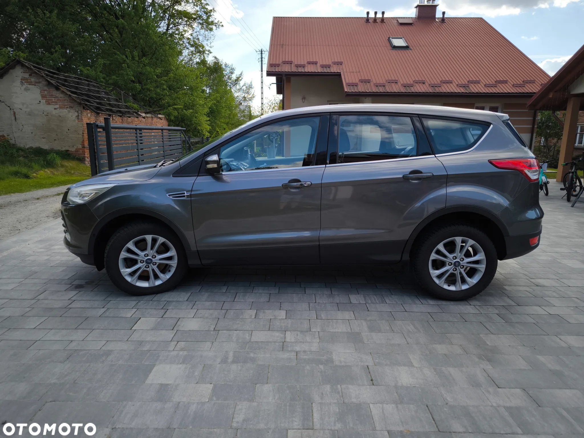 Ford Kuga 2.0 TDCi Titanium - 8