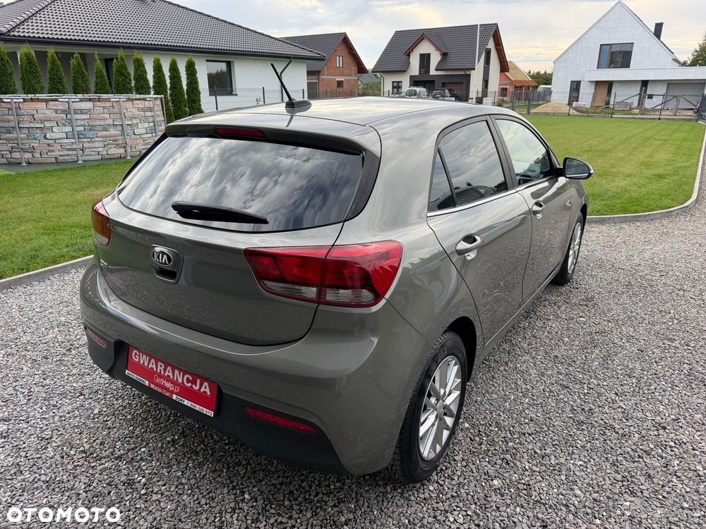 Kia Rio 1.2 Dream Team Edition - 4