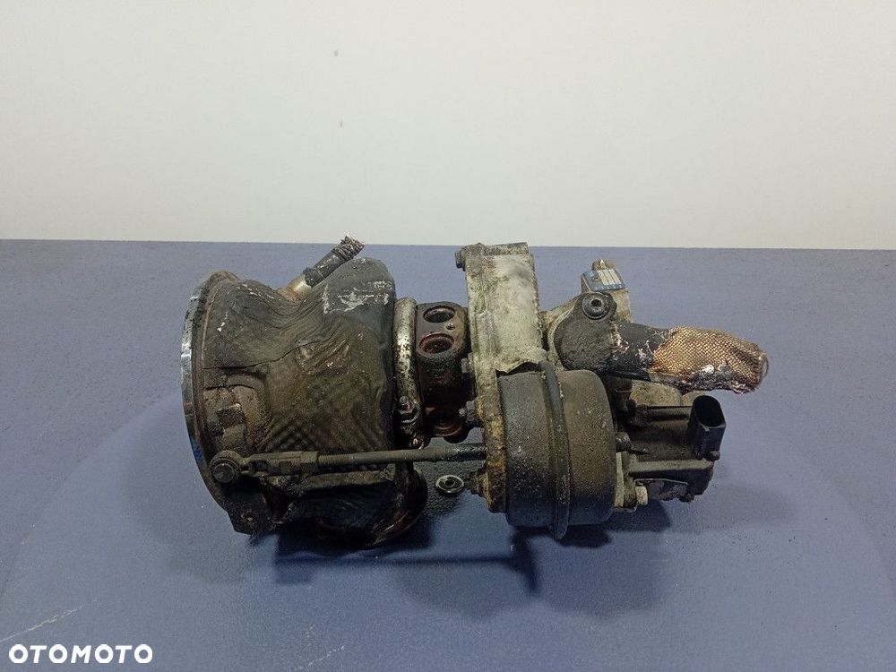 AUDI RSQ8 4M8 URUS 4.0 TFSI TURBOSPRĘŻARKA 0P2145654C - 1