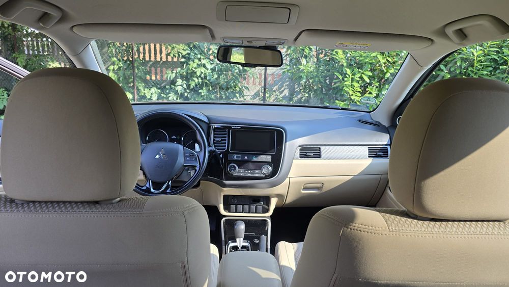 Mitsubishi Outlander 2.0 Intense 4WD CVT - 8